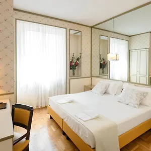 **** Hotel Continental Italy