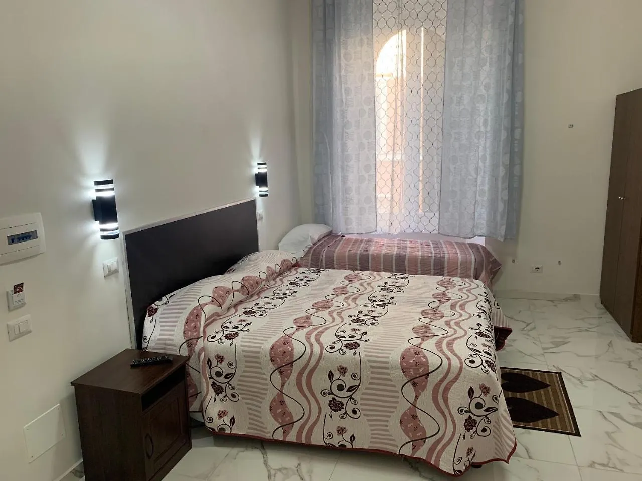 Serena House Rome Bed & Breakfast